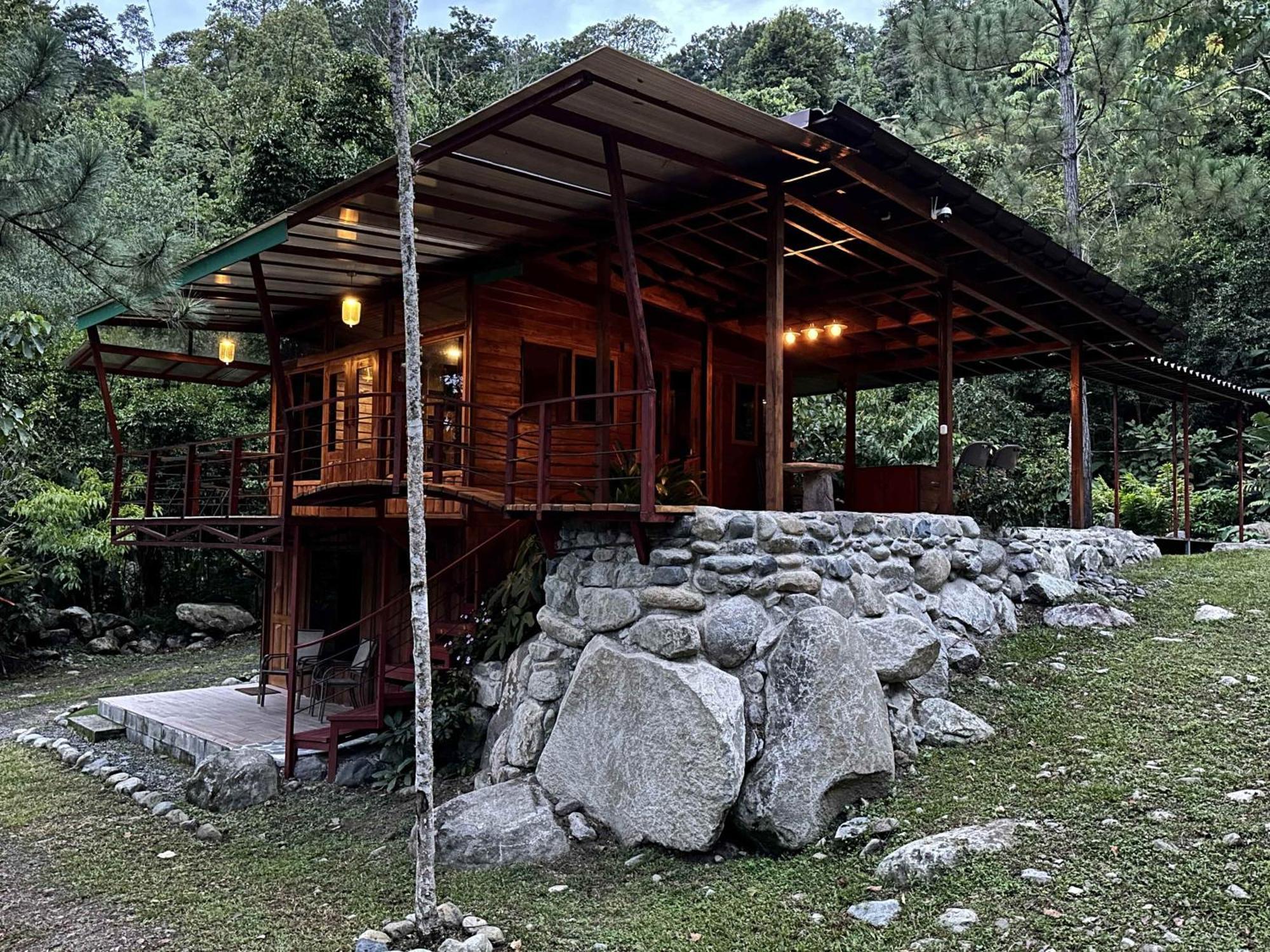Hotel De Montana El Pelicano San Isidro De El General Eksteriør billede